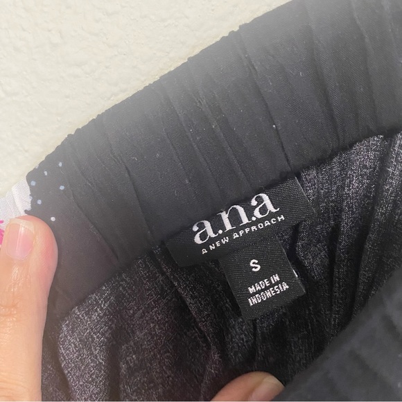 Floral midi high low dress. Size: small w48 - Picture 11 of 14